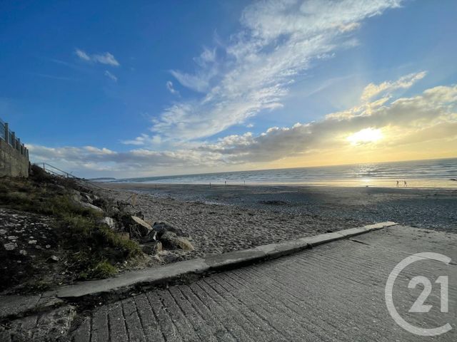 maison à vendre - 5 pièces - 105.59 m2 - GRANVILLE - 50 - BASSE-NORMANDIE - Century 21 Royer Immo