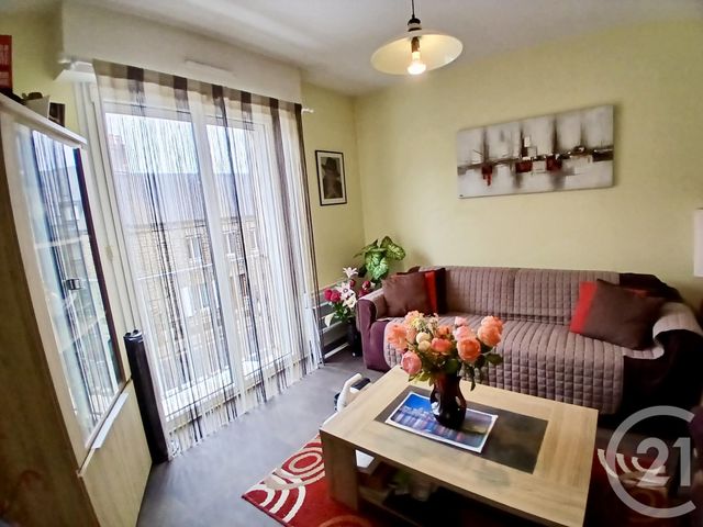 Appartement F3 à vendre - 3 pièces - 57.59 m2 - GRANVILLE - 50 - BASSE-NORMANDIE - Century 21 Royer Immo