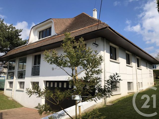 maison à vendre - 8 pièces - 216.0 m2 - DONVILLE LES BAINS - 50 - BASSE-NORMANDIE - Century 21 Royer Immo