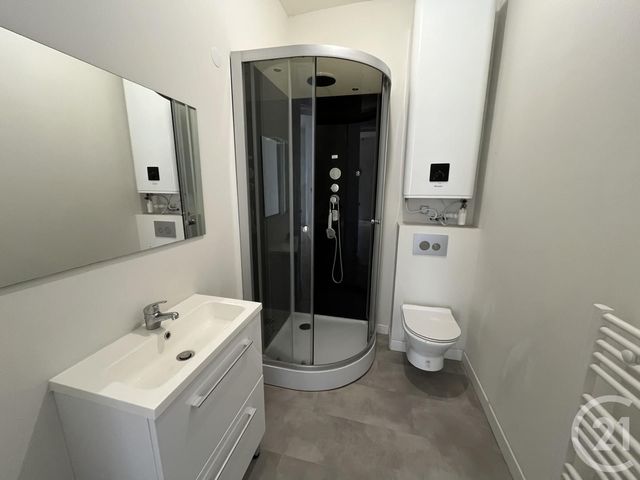 Appartement F2 à louer - 2 pièces - 52.19 m2 - GRANVILLE - 50 - BASSE-NORMANDIE - Century 21 Royer Immo
