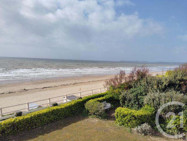 maison à vendre - 9 pièces - 180.61 m2 - JULLOUVILLE - 50 - BASSE-NORMANDIE - Century 21 Royer Immo