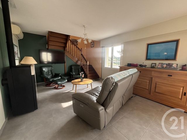 maison à vendre - 7 pièces - 135.5 m2 - ST PAIR SUR MER - 50 - BASSE-NORMANDIE - Century 21 Royer Immo