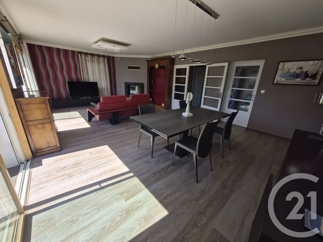maison à vendre - 6 pièces - 140.85 m2 - DONVILLE LES BAINS - 50 - BASSE-NORMANDIE - Century 21 Royer Immo