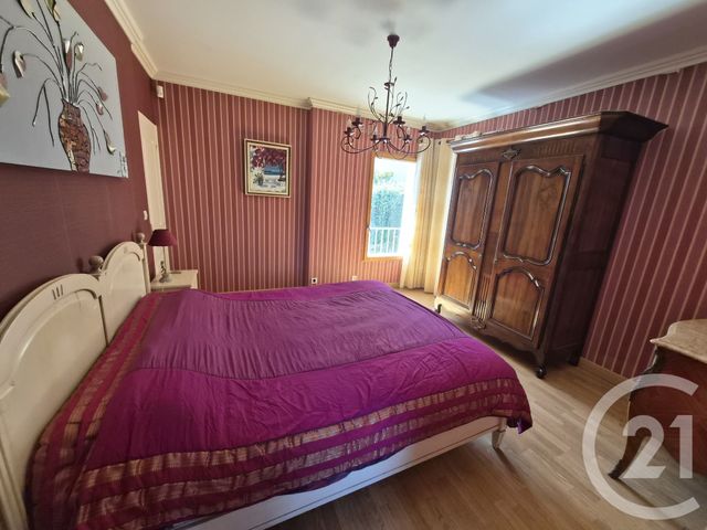 maison à vendre - 6 pièces - 140.85 m2 - DONVILLE LES BAINS - 50 - BASSE-NORMANDIE - Century 21 Royer Immo