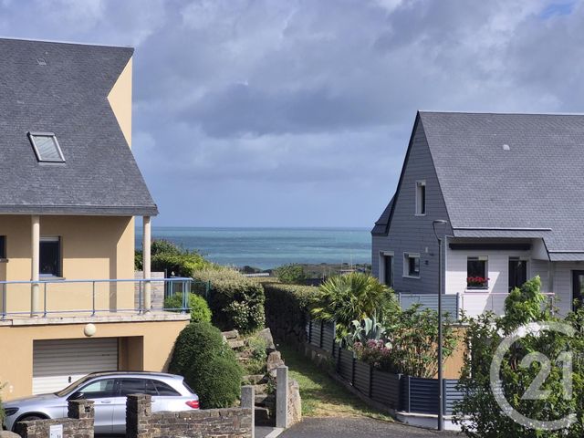 maison à vendre - 6 pièces - 140.85 m2 - DONVILLE LES BAINS - 50 - BASSE-NORMANDIE - Century 21 Royer Immo