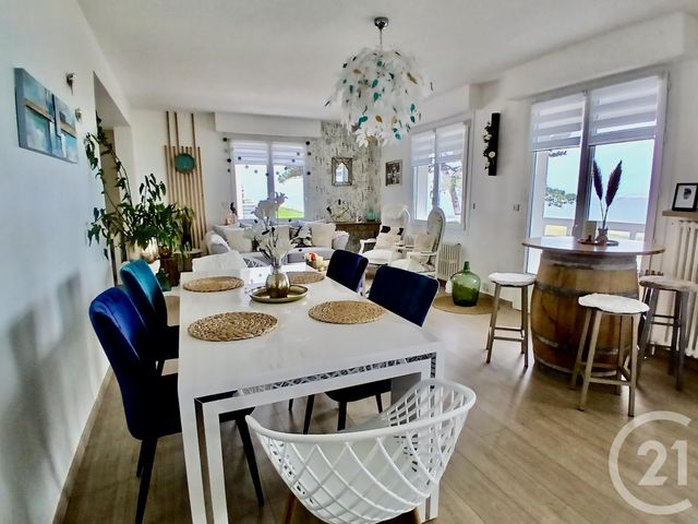 maison à vendre - 7 pièces - 155.0 m2 - DONVILLE LES BAINS - 50 - BASSE-NORMANDIE - Century 21 Royer Immo