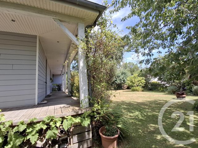maison à vendre - 6 pièces - 165.0 m2 - JULLOUVILLE - 50 - BASSE-NORMANDIE - Century 21 Royer Immo