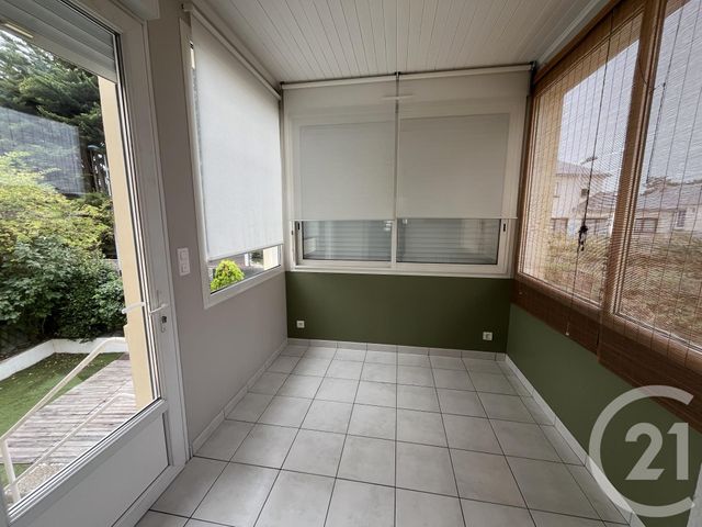 maison à louer - 4 pièces - 110.46 m2 - DONVILLE LES BAINS - 50 - BASSE-NORMANDIE - Century 21 Royer Immo