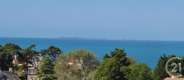 Appartement F4 à vendre - 4 pièces - 93.12 m2 - DONVILLE LES BAINS - 50 - BASSE-NORMANDIE - Century 21 Royer Immo