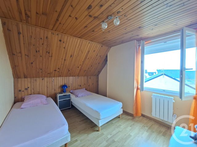 maison à vendre - 7 pièces - 102.75 m2 - ST PAIR SUR MER - 50 - BASSE-NORMANDIE - Century 21 Royer Immo