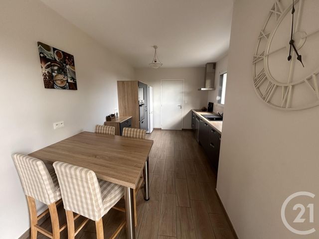 maison à louer - 6 pièces - 134.0 m2 - DONVILLE LES BAINS - 50 - BASSE-NORMANDIE - Century 21 Royer Immo