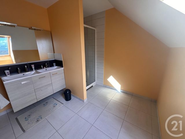 maison à louer - 6 pièces - 134.0 m2 - DONVILLE LES BAINS - 50 - BASSE-NORMANDIE - Century 21 Royer Immo
