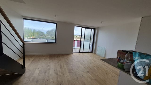Appartement F3 bis à vendre - 4 pièces - 72.38 m2 - CAROLLES - 50 - BASSE-NORMANDIE - Century 21 Royer Immo