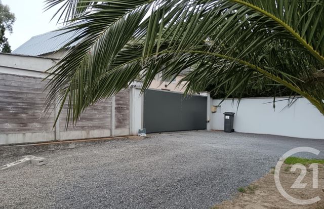 maison à vendre - 5 pièces - 126.0 m2 - DONVILLE LES BAINS - 50 - BASSE-NORMANDIE - Century 21 Royer Immo