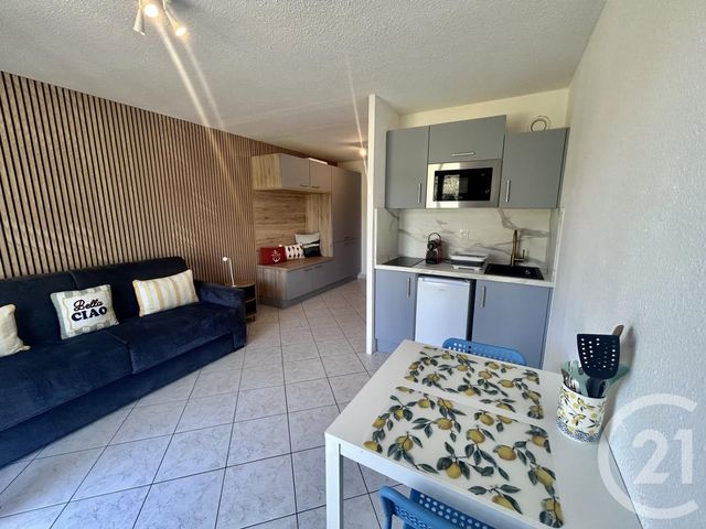 Appartement F1 à louer - 1 pièce - 20.98 m2 - JULLOUVILLE - 50 - BASSE-NORMANDIE - Century 21 Royer Immo
