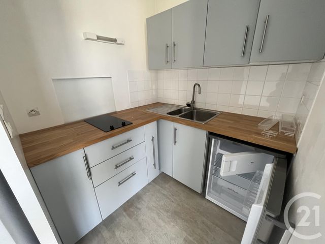 Appartement F2 à louer - 2 pièces - 35.29 m2 - GRANVILLE - 50 - BASSE-NORMANDIE - Century 21 Royer Immo